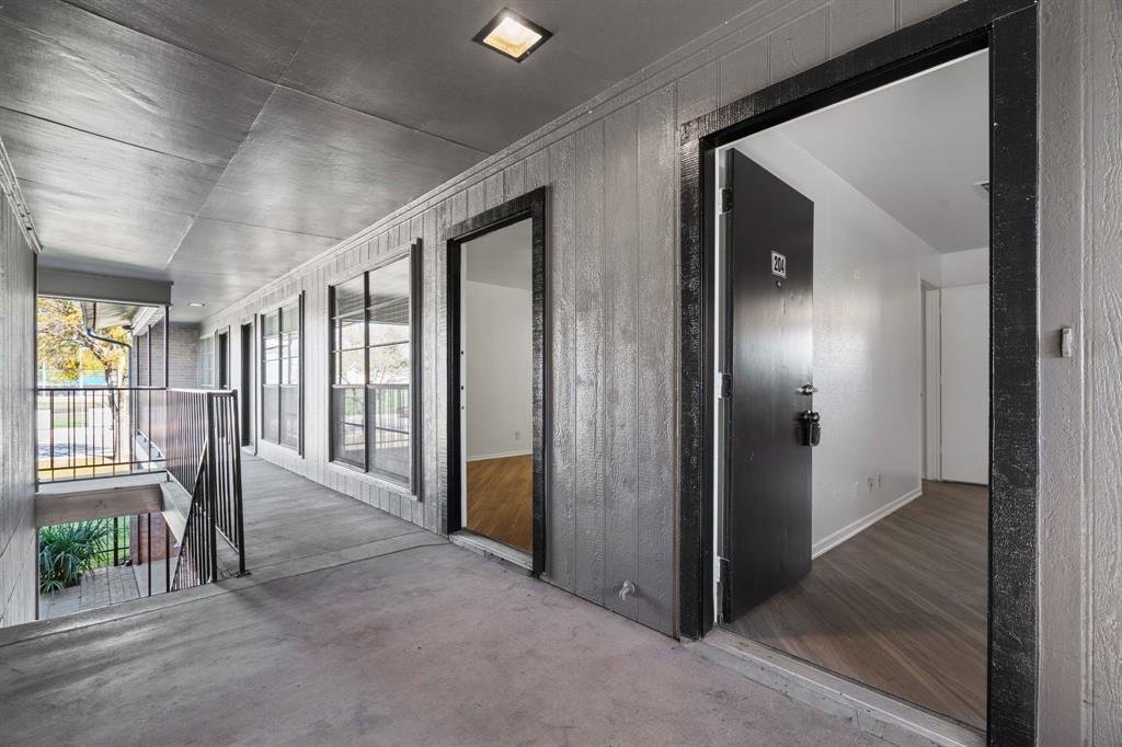 South Side - Residential Lease