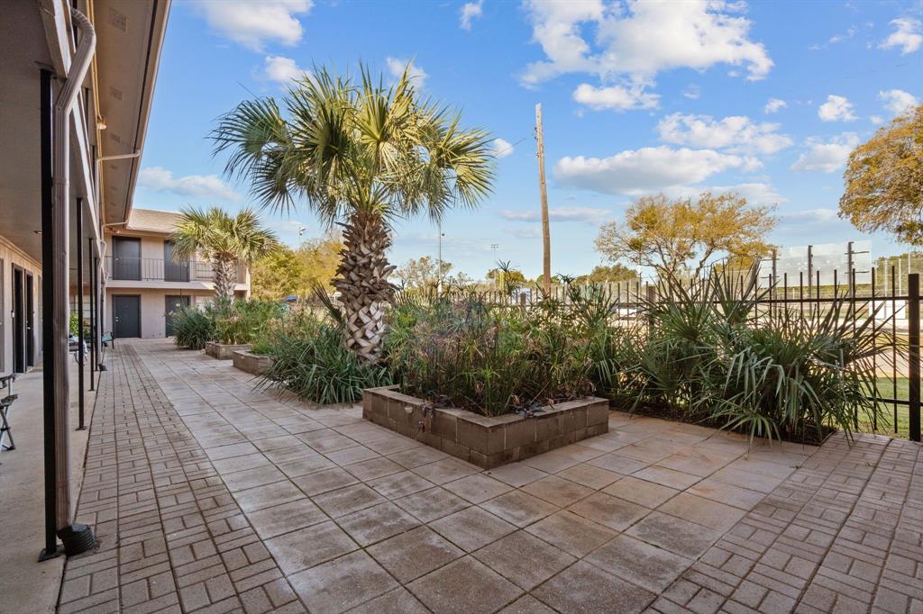 South Side - Residential Lease