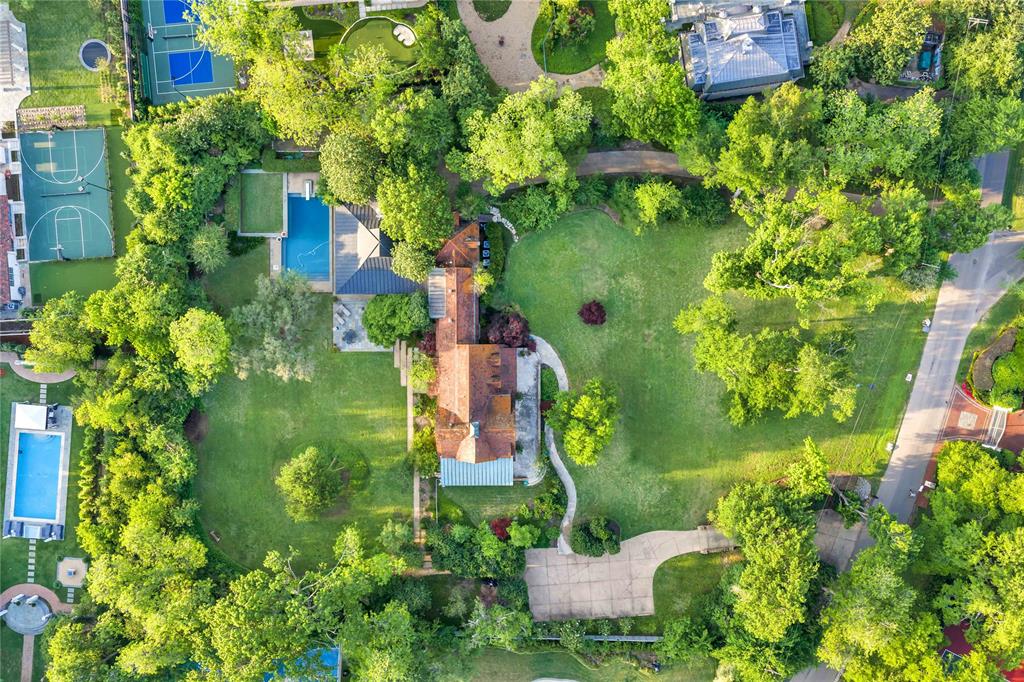 9333 Meadowbrook Drive