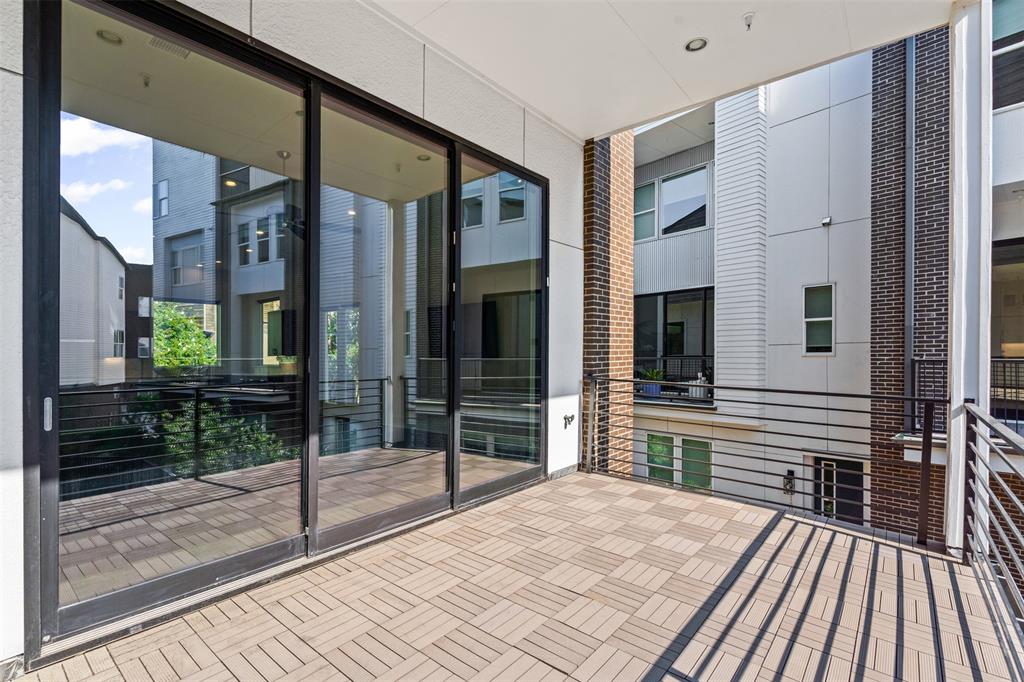 Trinity Twnhms #2 Add - Residential