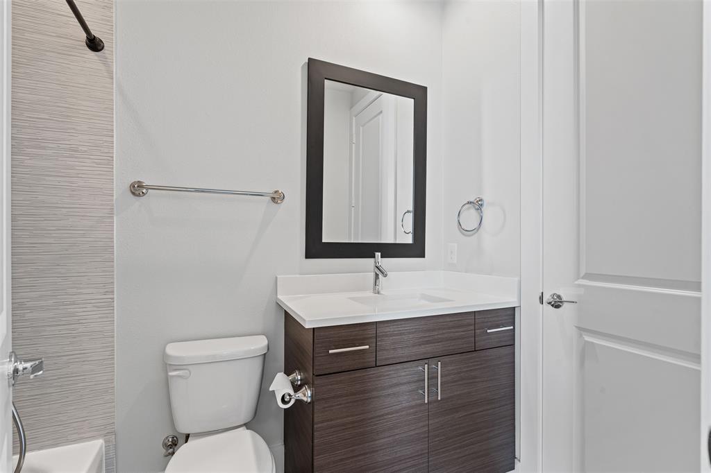 Trinity Twnhms #2 Add - Residential