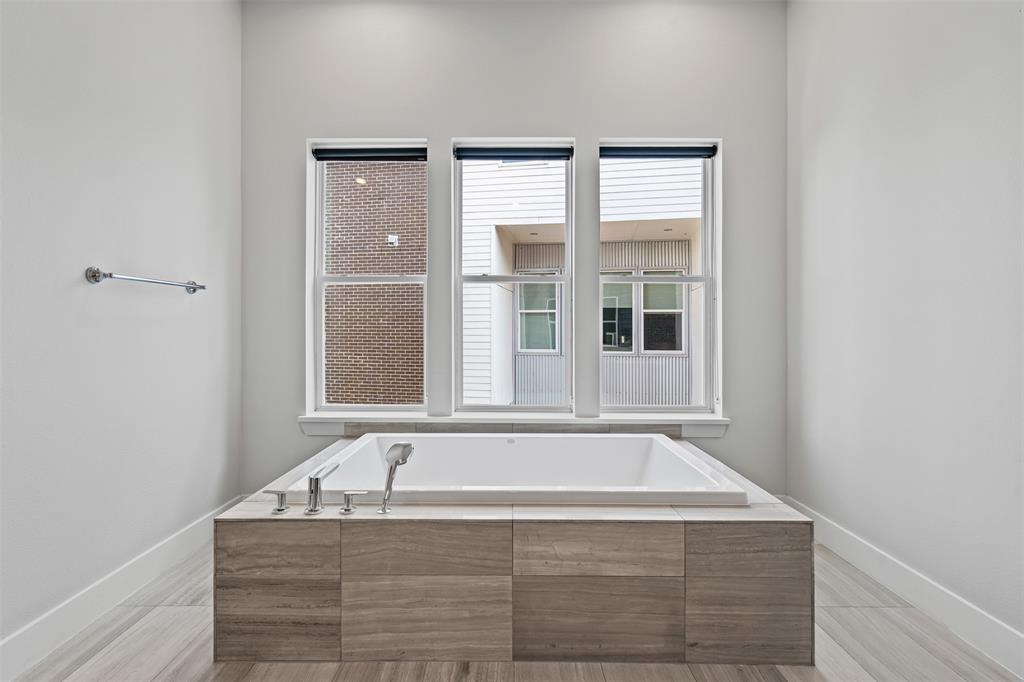 Trinity Twnhms #2 Add - Residential