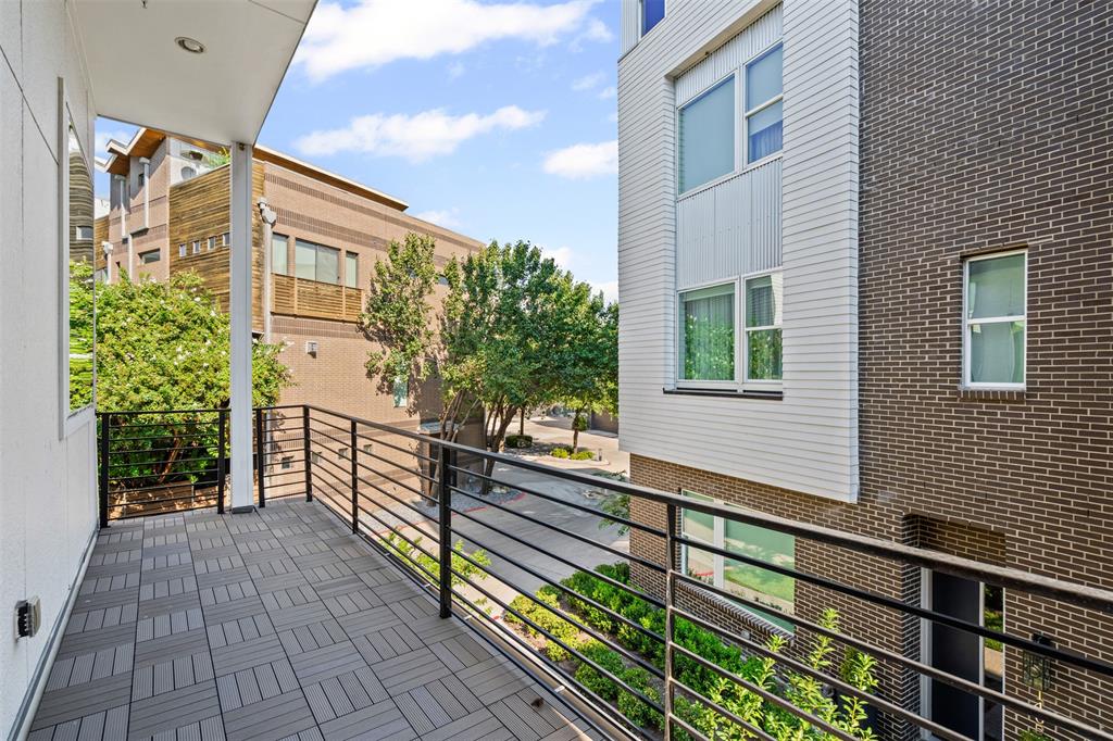 Trinity Twnhms #2 Add - Residential