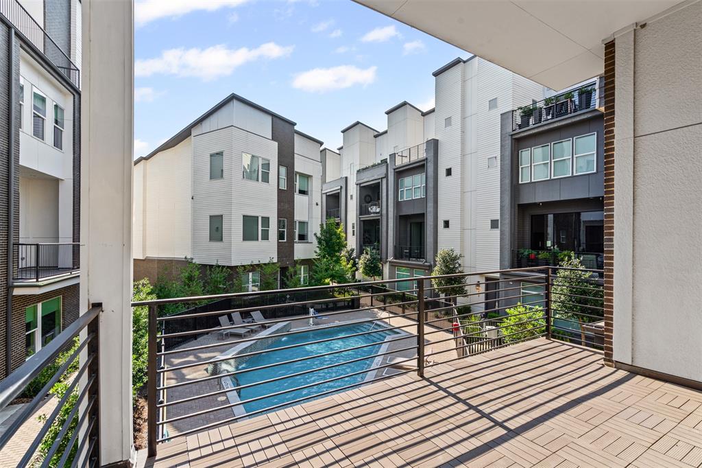 Trinity Twnhms #2 Add - Residential