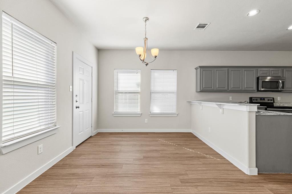 Parkway Village 02 - Residential