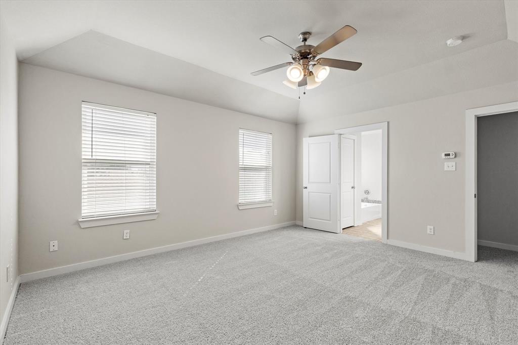 Parkway Village 02 - Residential