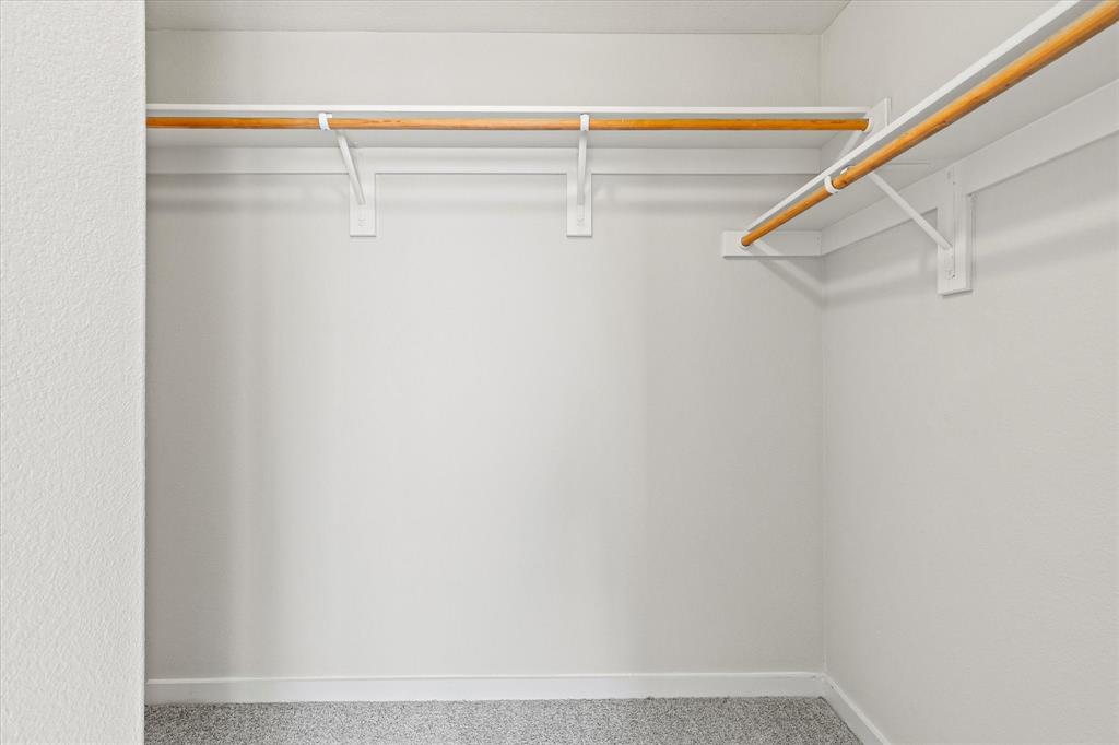 Parkway Village 02 - Residential