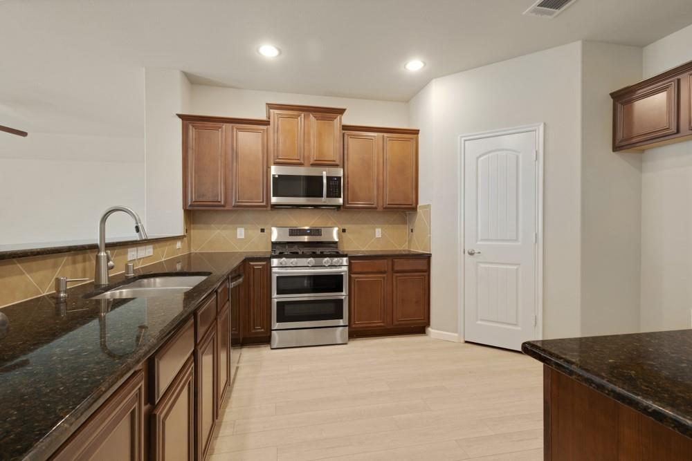 Villages Of Melissa Ph 1 - Residential