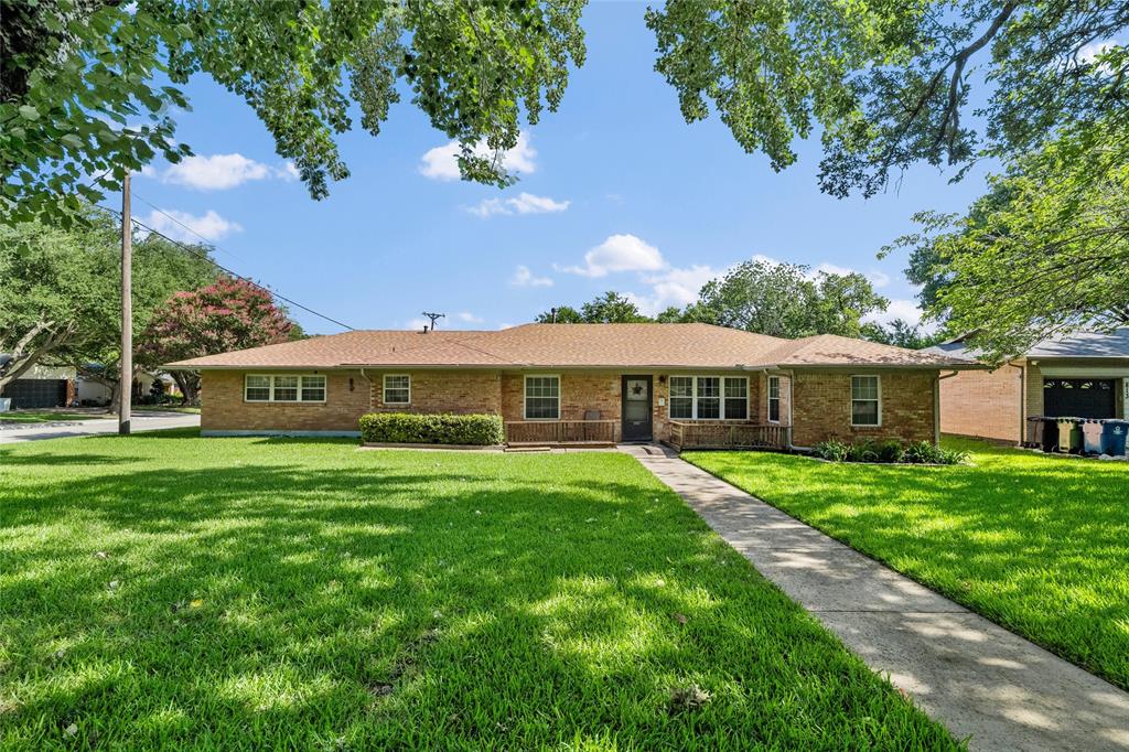807 E Worth Street
