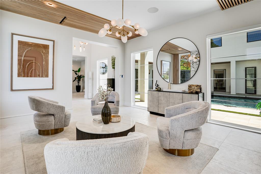 5510 Caladium Drive