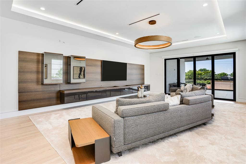 INWOOD ROAD ESTATES NO2- 3RD INST - Residential