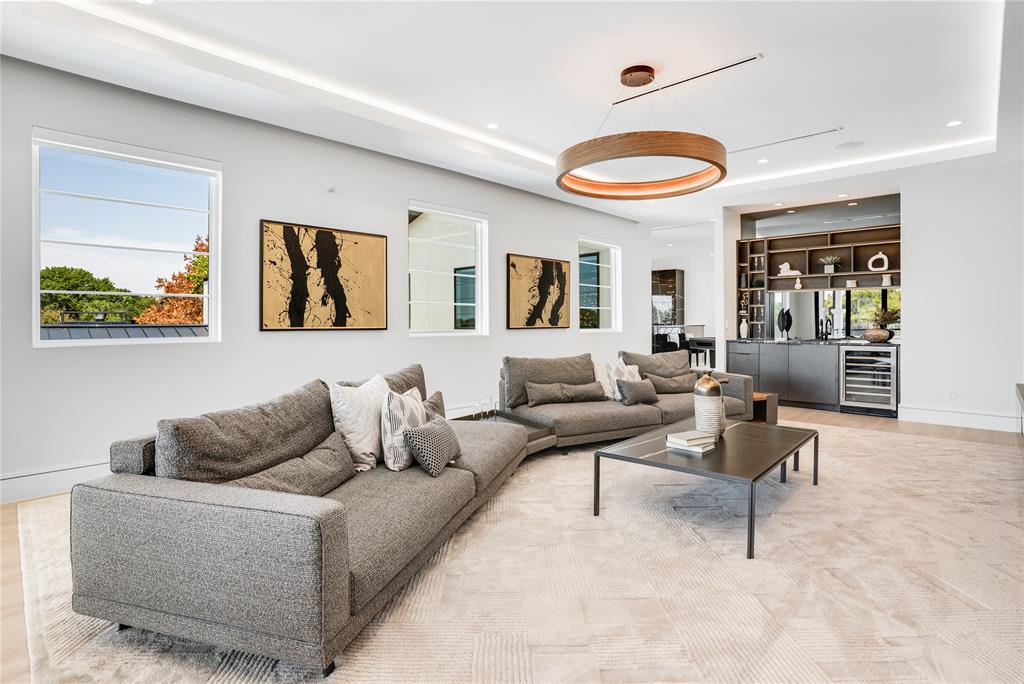 INWOOD ROAD ESTATES NO2- 3RD INST - Residential