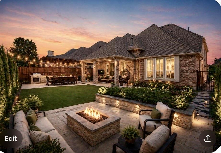 Villas of Colleyville - Residential