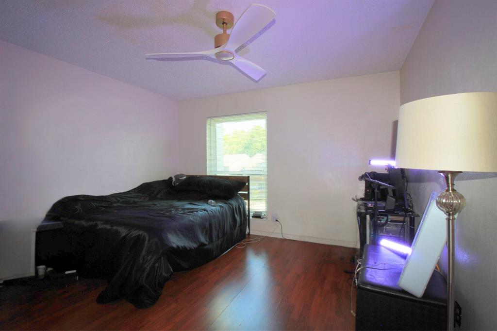 Cambridge Condo Ph 01 03 - Residential