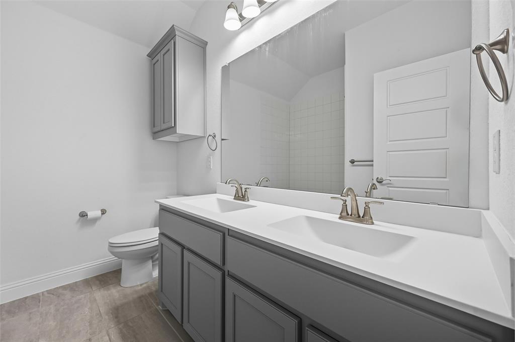 Villages of Walnut Grv Ph 1 - Residential