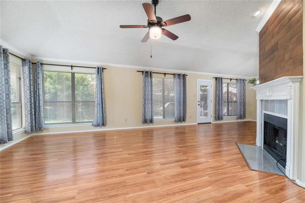 3848 Dalston Lane