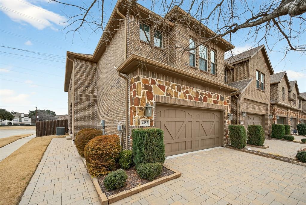 Harvard Villas - Residential