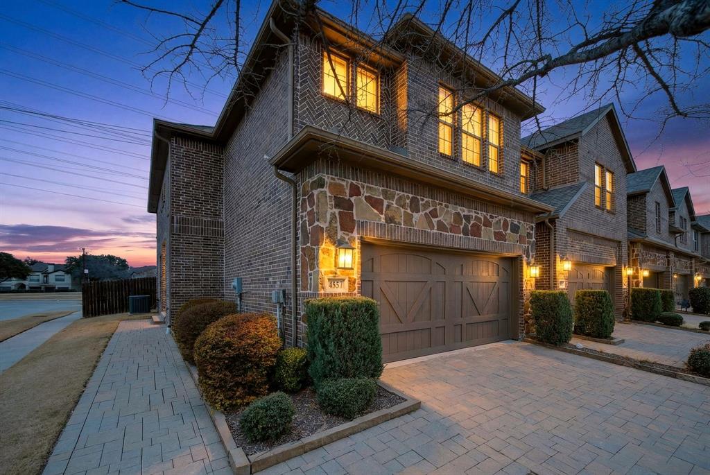 Harvard Villas - Residential