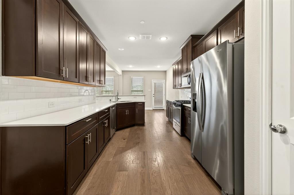 Harvard Villas - Residential