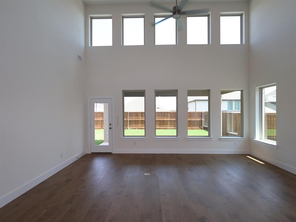 3612 Water Lily Way