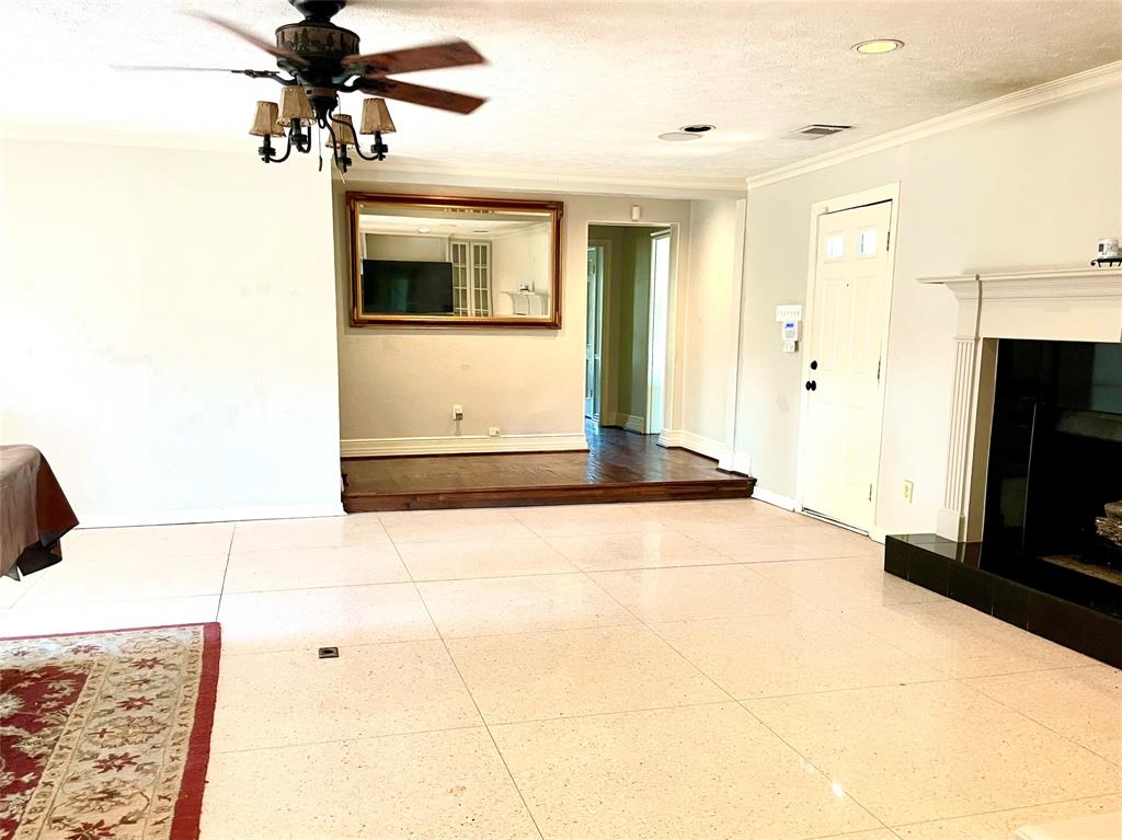 Caruth Hills 01 - Residential