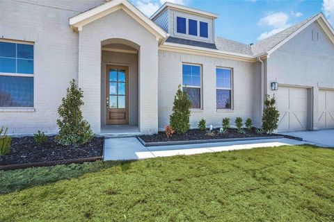A home in Benbrook