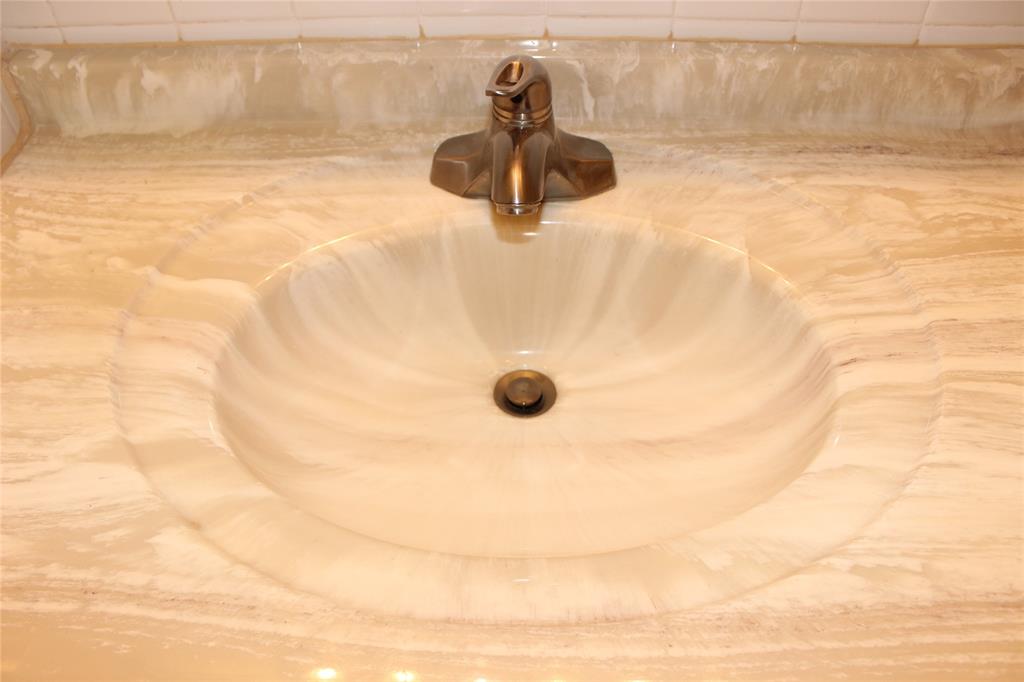 David R L Sub - Residential