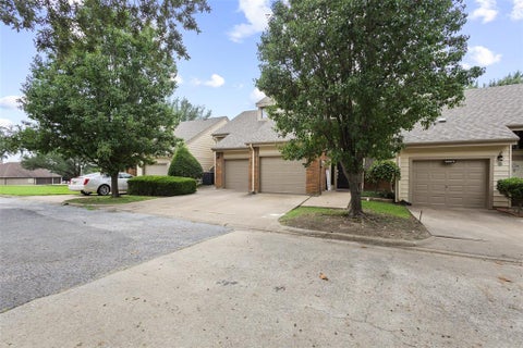Photo of 106 Summer Place Circle, Pottsboro, TX 75076 (MLS # 21355920)