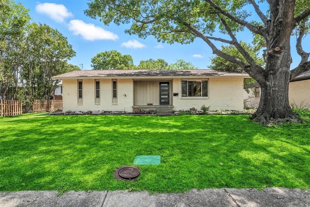 8570 Sweetwood Drive