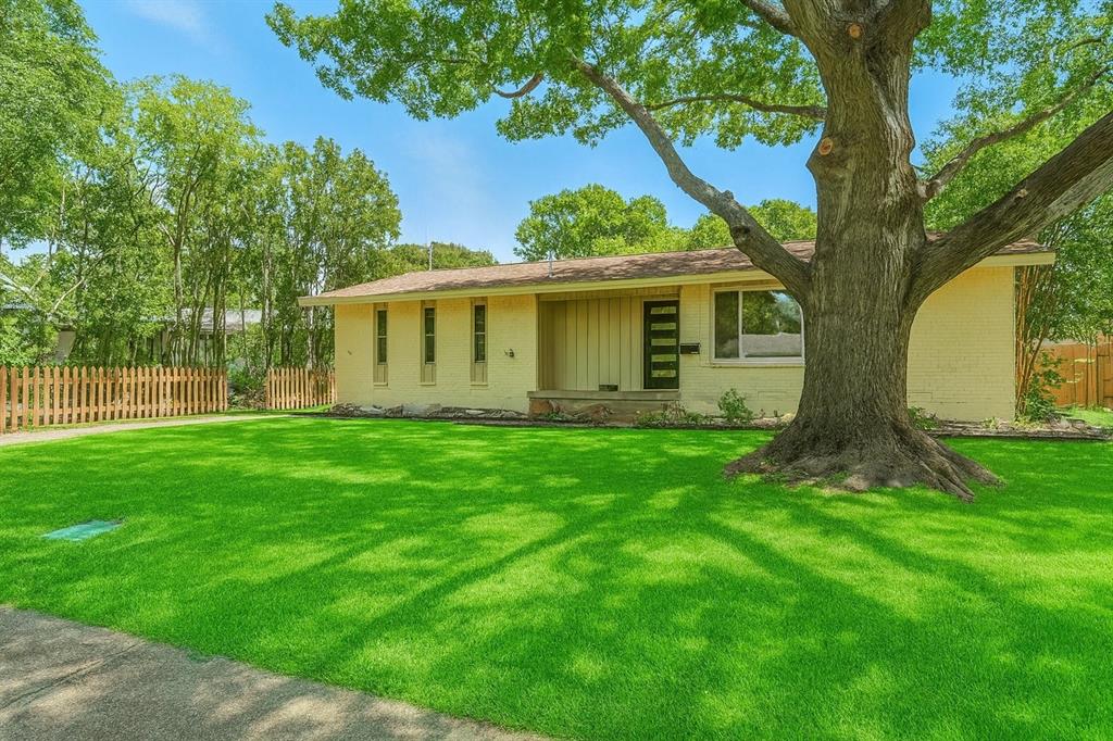 8570 Sweetwood Drive