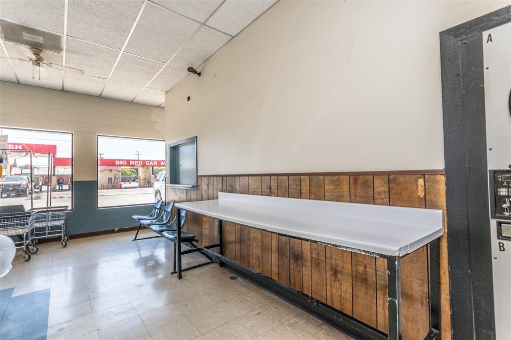 Montgomery Add - Commercial Sale