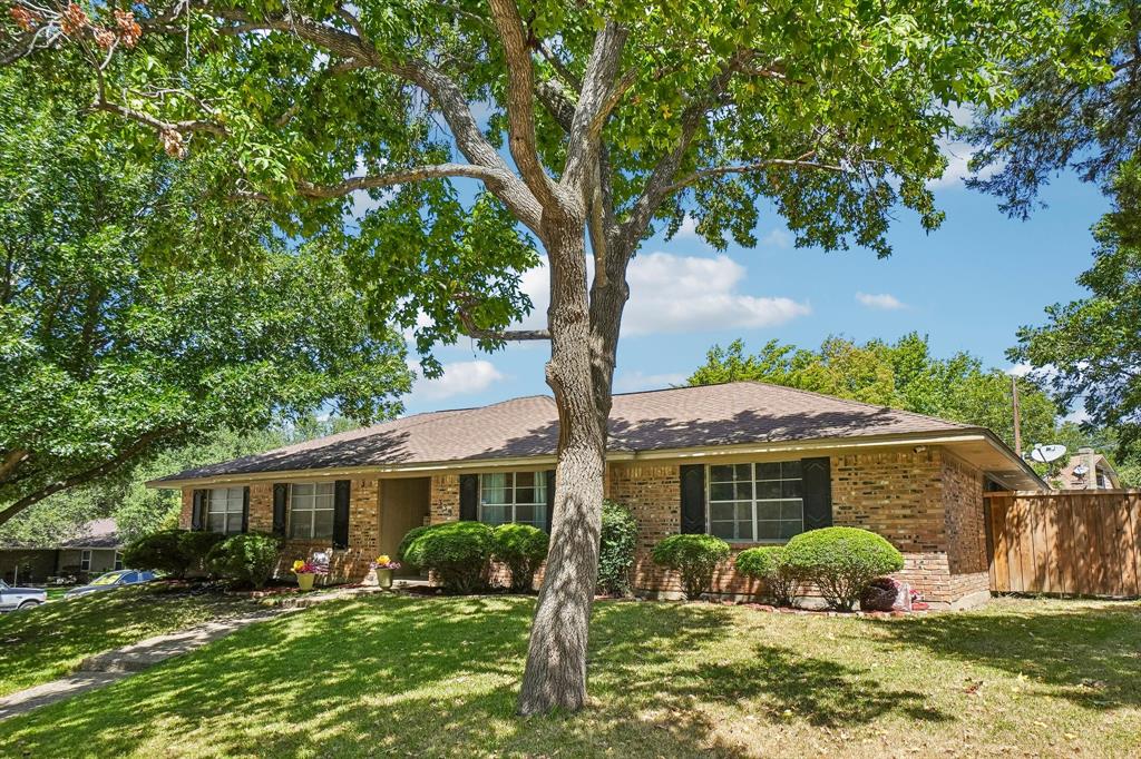 335 Robin Hill Lane