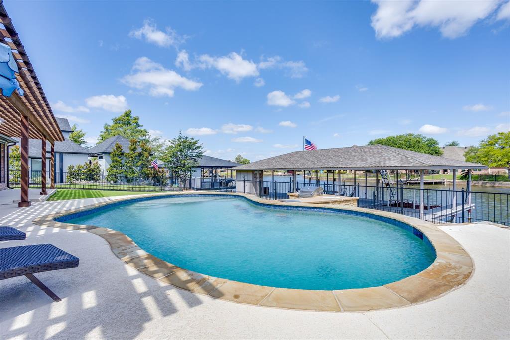 1104 Mallard Court