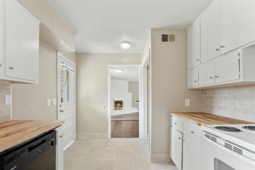 Richardson Heights 01 - Residential Lease