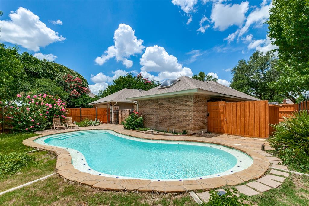 1125 W Lookout Drive