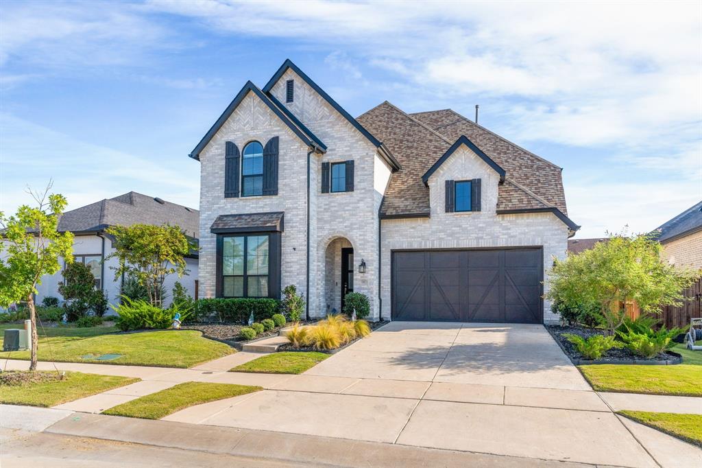 1809 Leo Drive