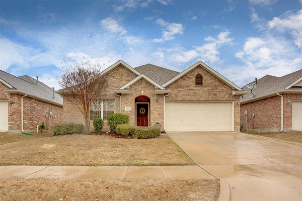 10228 OLIVIA DR, MCKINNEY, TX 75072 - Image f7a09509c53a289b548839fe8c42e76a/1005403656
