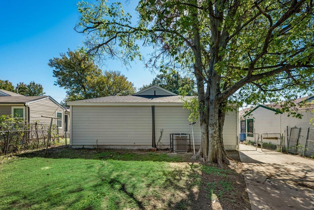 Lea Crest - Residential