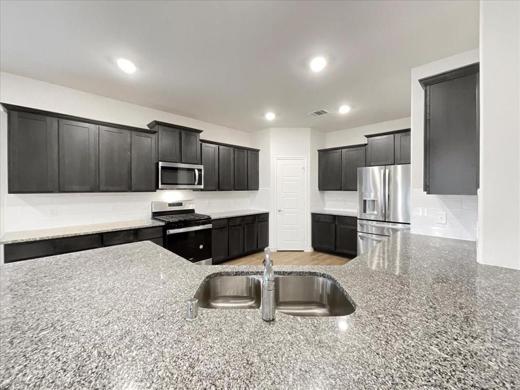 MILLSTONE PHASE 1A - Residential Lease