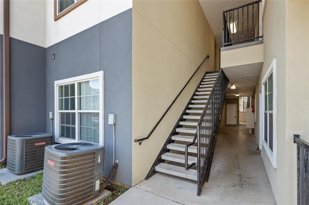 Post Oak Village Add - Residential Lease