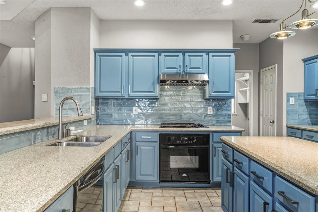 2004 Melissa Diane Street