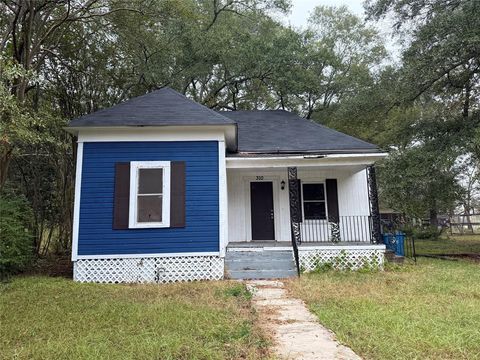 310 W Tennessee Avenue Vivian LA 71082