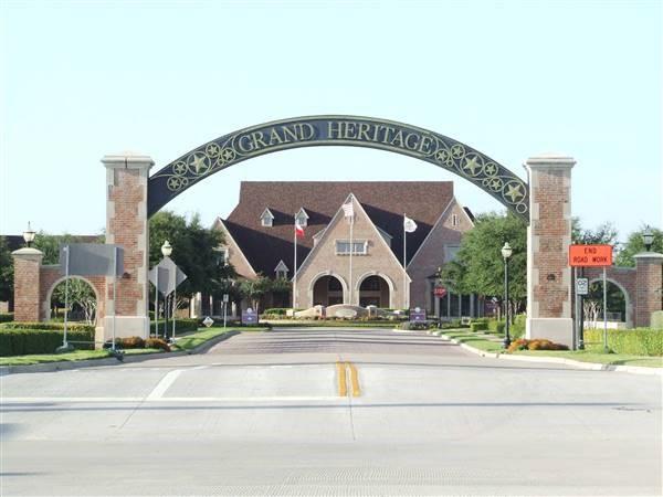 Grand Heritage West C - Residential Lease