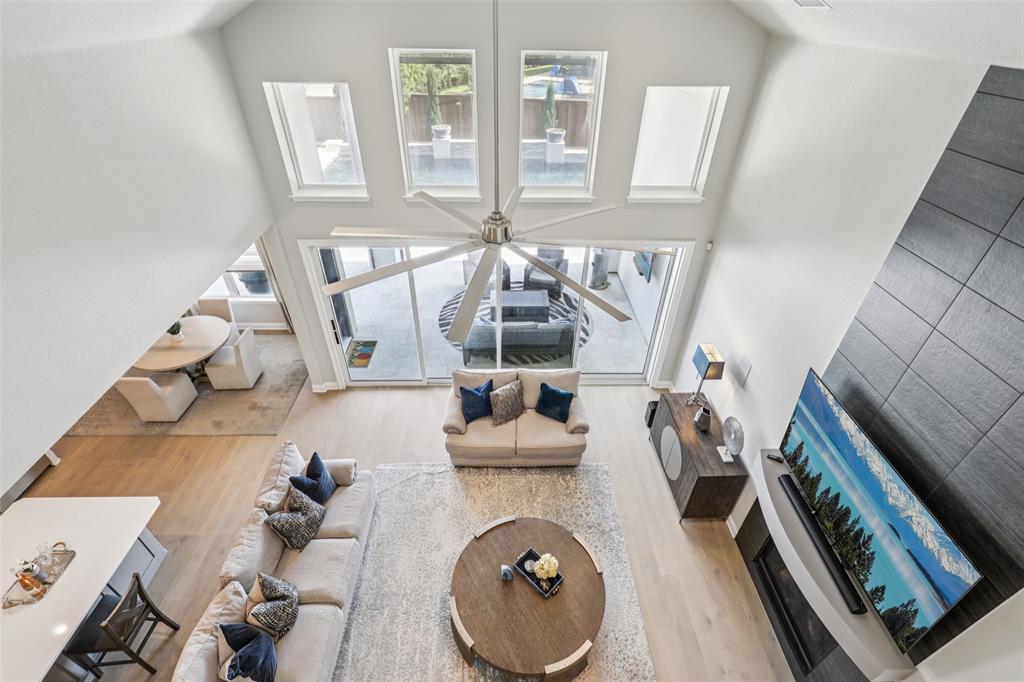 Star Trail Ph Five - Residential