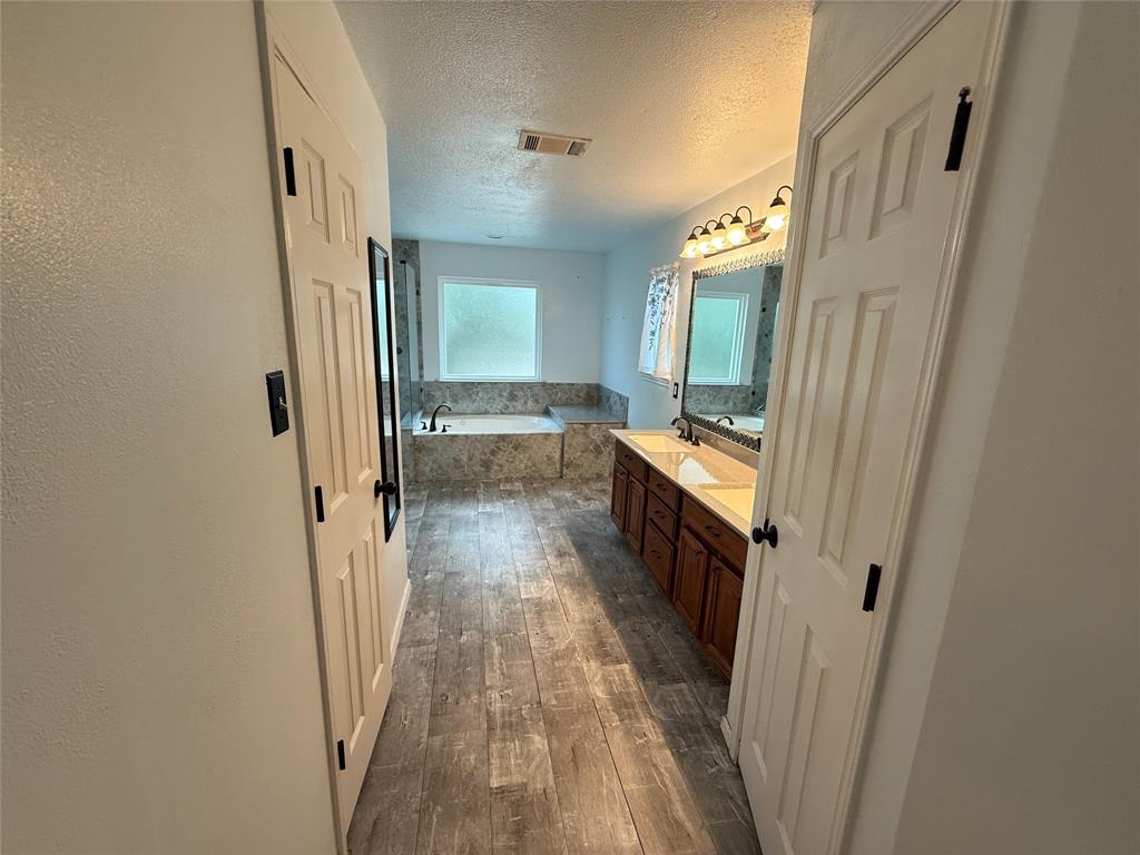 Country Meadow Ph 2-B - Residential Lease