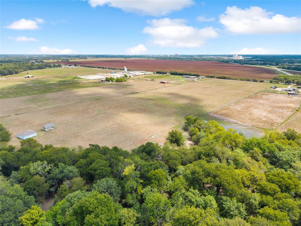 1098 County Road 2114