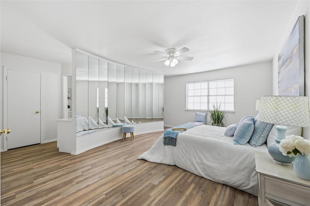 Arlington Downs Twnhs - Residential