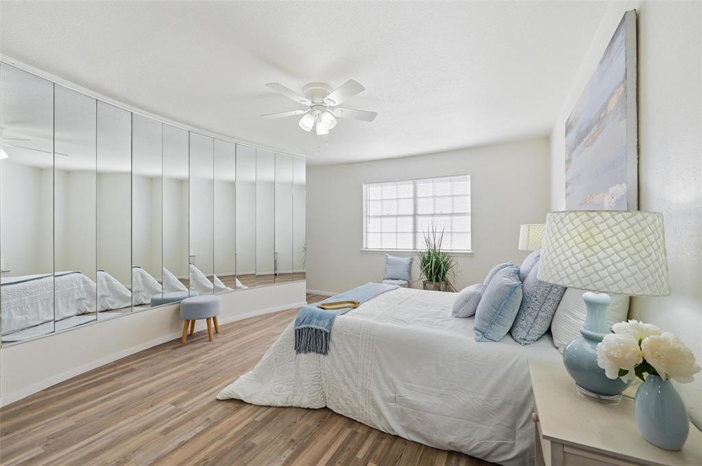 Arlington Downs Twnhs - Residential