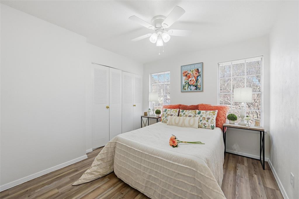 Arlington Downs Twnhs - Residential