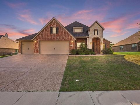 Photo of 10917 Swift Current Trail, Fort Worth, TX 76179 (MLS # 21232055)
